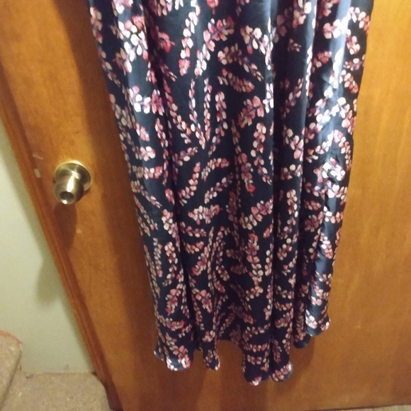 Navy blue floral slip dress - Picture 7 of 8